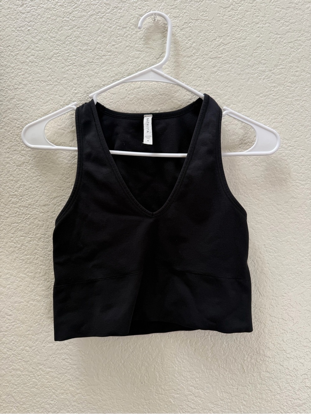 Women’s Athleta V neck tank